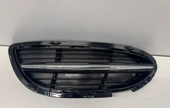Mercedes-Benz S W222 Front bumper lower grill A2228850724 16551
