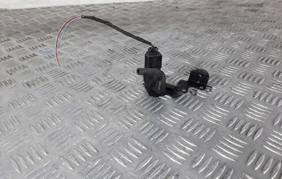 Audi Q5 SQ5 Turbo solenoid valve 1K0906283