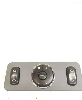 Mercedes-Benz ML W163 Electric window control switch A1638200326