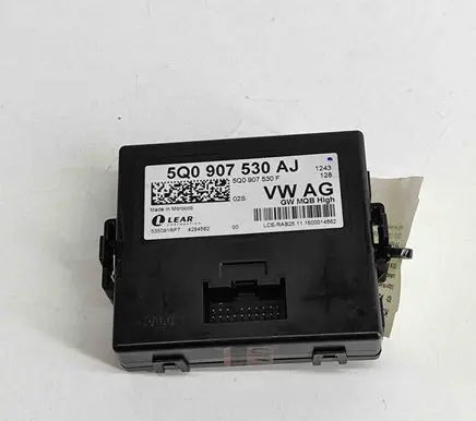 Audi A3 S3 8V Gateway control module 5Q0907530F 5Q0907530AJ