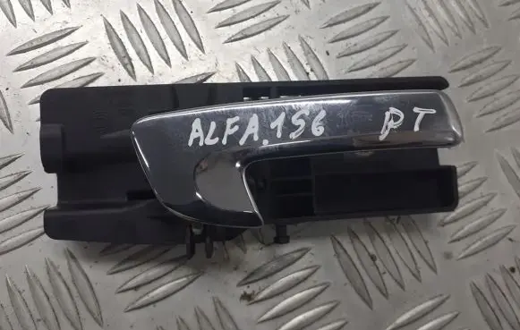 Alfa Romeo 147 Rear door interior handle trim 156043462