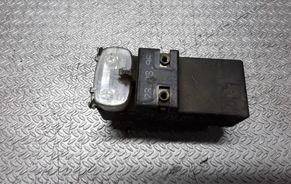 Ford Galaxy Coolant fan relay 357919506