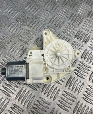 Mercedes-Benz C W204 Rear door window regulator motor A2048200642