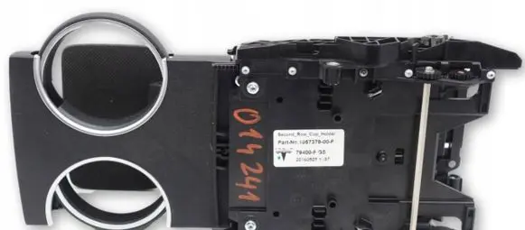 Tesla Model S Other center console (tunnel) element 1057379-00-F