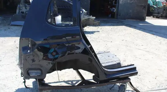 Volkswagen Touran III Front piece kit 5784498