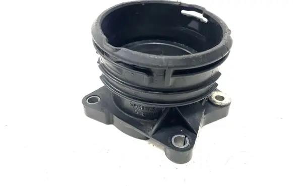 Mercedes-Benz E W211 Intercooler pipe mounting bracket A6420900144 0110446A 4010276A