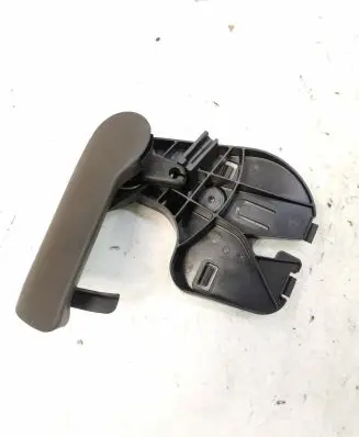 Audi A3 S3 8V Engine bonnet (hood) release handle 8T1823633