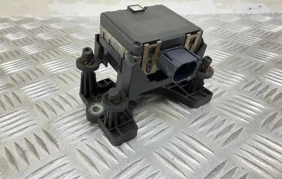 Volkswagen PASSAT B8 Distronic sensor radar 3Q0907561C