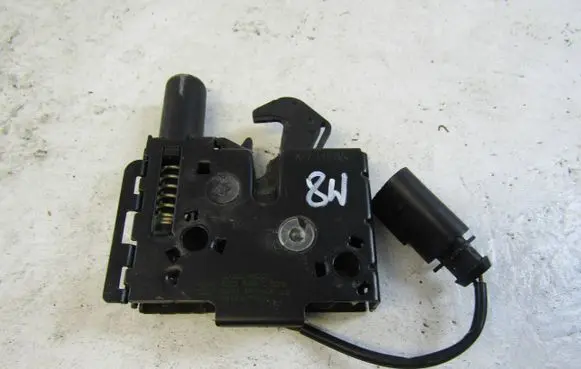 Audi A4 S4 B9 Engine bonnet/hood lock/catch 8W0823509C