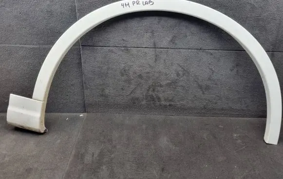 Audi Q7 4M Front arch trim 4M0853718A