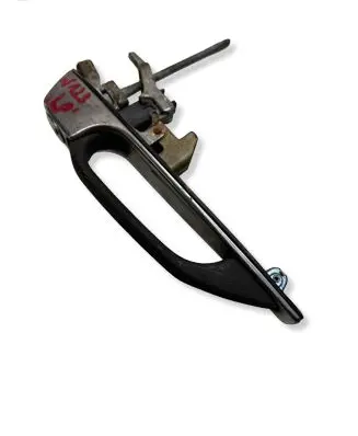 Mercedes-Benz W123 Front door exterior handle 5YT6