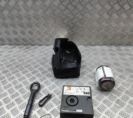 Skoda Kodiaq II Tool set 5G0601705A 4L0012619E