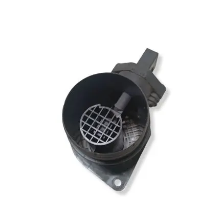 Volkswagen Touran I Mass air flow meter 0281002531 038906461B