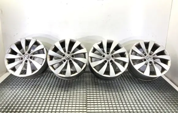 Volkswagen PASSAT B6 R17 alloy rim 3C8601025A
