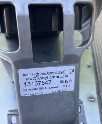 Opel Vectra C Armrest 13107547 1045519