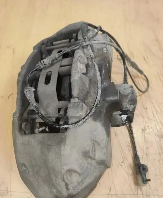 Land Rover Range Rover Sport L494 Front brake caliper 20A6470500