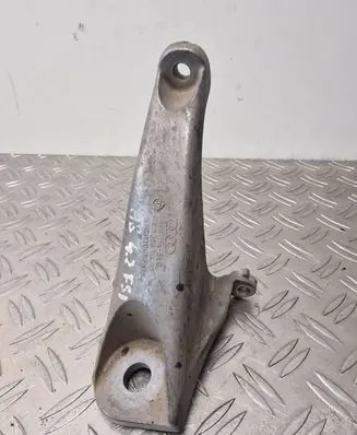 Audi A8 S8 D3 4E Gearbox mounting bracket 4E0399114AT