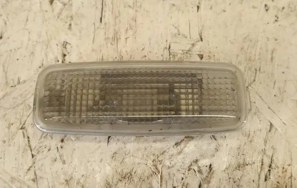 Audi A4 S4 B5 8D Rear seat light 8L0947105A