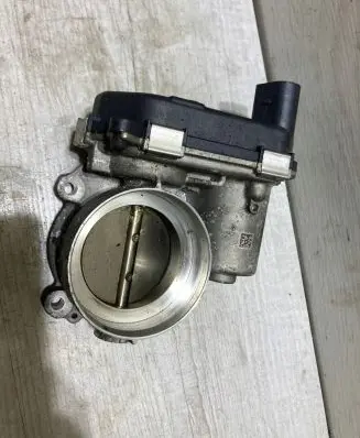 Audi A3 S3 8V Throttle valve 04E133062Q