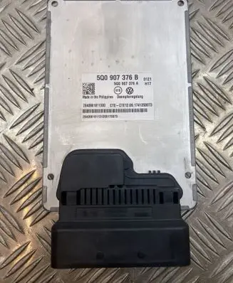 Volkswagen PASSAT B8 Suspension control unit/module 5Q0907376B