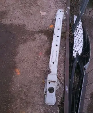Renault Trafic II (X83) Front bumper cross member 8200189647