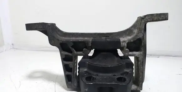 Ford Focus C-MAX Engine mount bracket 326B40