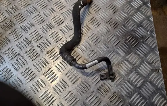 Audi Q5 SQ5 Gearbox oil cooler pipe/hose 8R0317825J
