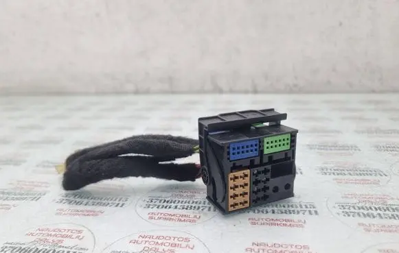 Audi A4 S4 B8 8K Sound system wiring loom 3B7035444
