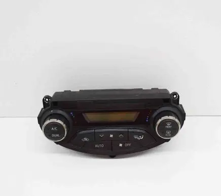 Toyota Yaris Interior fan control switch 75F206