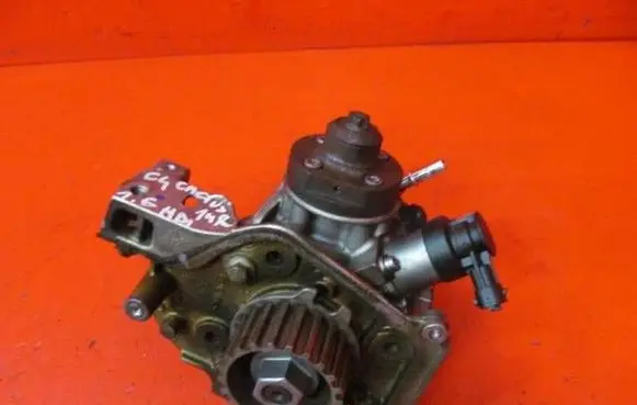 Citroen C4 Cactus Fuel injection high pressure pump 9688499680 0445010516