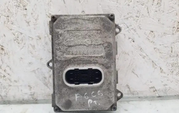 Audi A6 S6 C6 4F Headlight ballast module Xenon 74284600