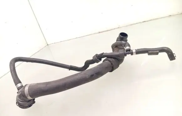 Volkswagen Golf VII Engine coolant pipe/hose 5Q0122101BQ