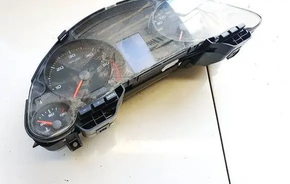 Seat Exeo (3R) Speedometer (instrument cluster) 1036902643 1036904719