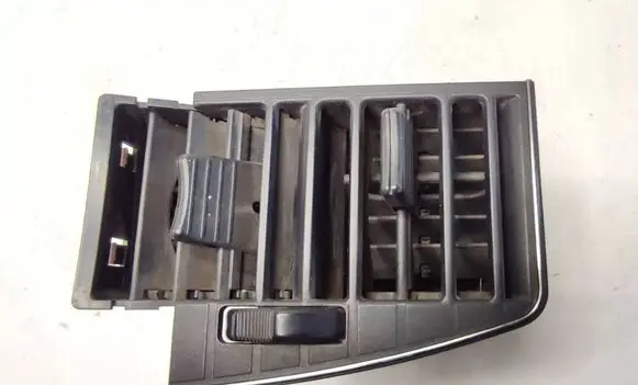 Volkswagen PASSAT B2 Dash center air vent grill 321820703E 321820703EF