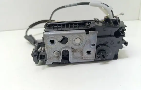 Peugeot 2008 I Rear door lock 9688080980