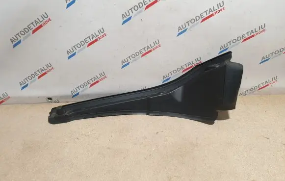BMW 2 F46 Fender end trim 7300518 51767300518