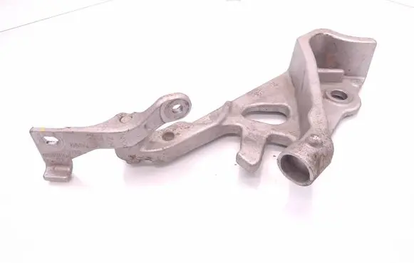 BMW 4 G22 G23 G24 G26 Holder (bracket) 6882438