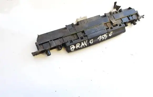 Fiat Bravo - Brava Windscreen/window heater switch
