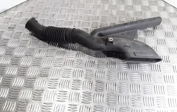 Opel Corsa D Air intake hose/pipe 55557182 467582339