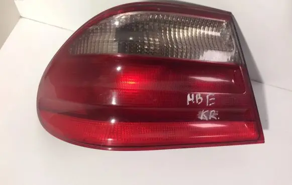 Mercedes-Benz E W210 Rear/tail lights A2108203364