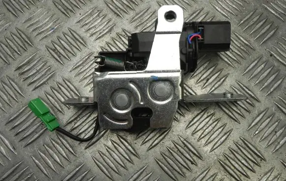 Volvo S90, V90 Tailgate/trunk/boot lock/catch/latch 31436463