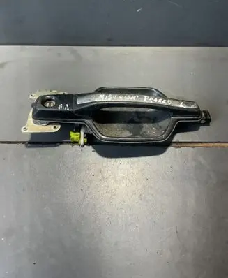 Mitsubishi Pajero Front door exterior handle MR556247