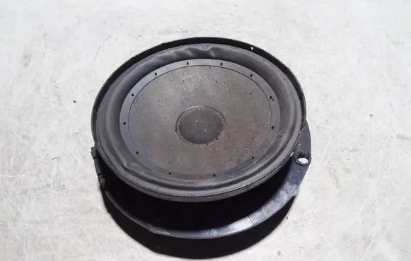 Volkswagen Scirocco Rear door speaker 1K8035454A
