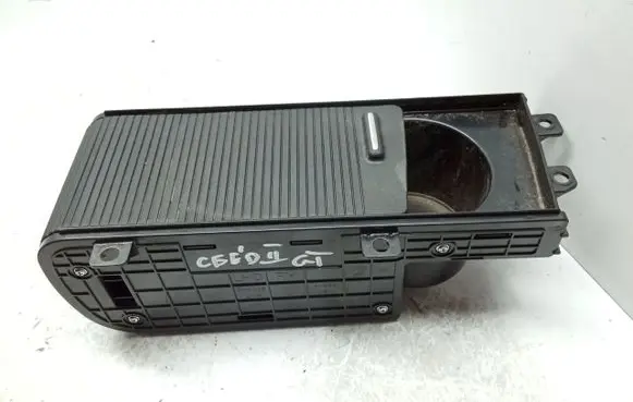 KIA Ceed Cup holder front 84625A2100