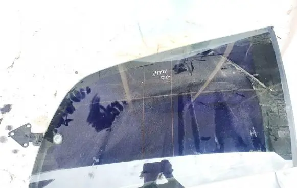 Ford Galaxy Rear side window