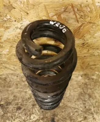Mercedes-Benz C W205 Rear coil spring