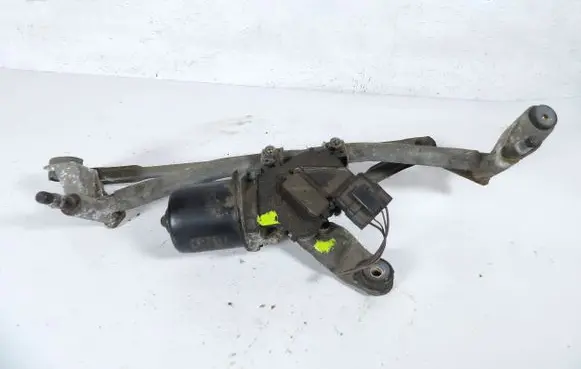 Renault Megane II Front wiper linkage and motor