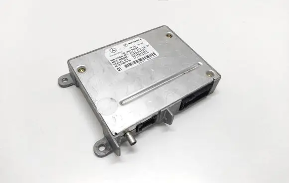 Mercedes-Benz E W211 Bluetooth control unit module A2118703226 DM70439762