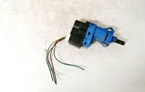 Mazda 5 Brake pedal sensor switch