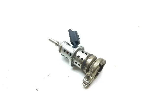 Citroen C3 AdBlue injector 9813930180 K196B01846